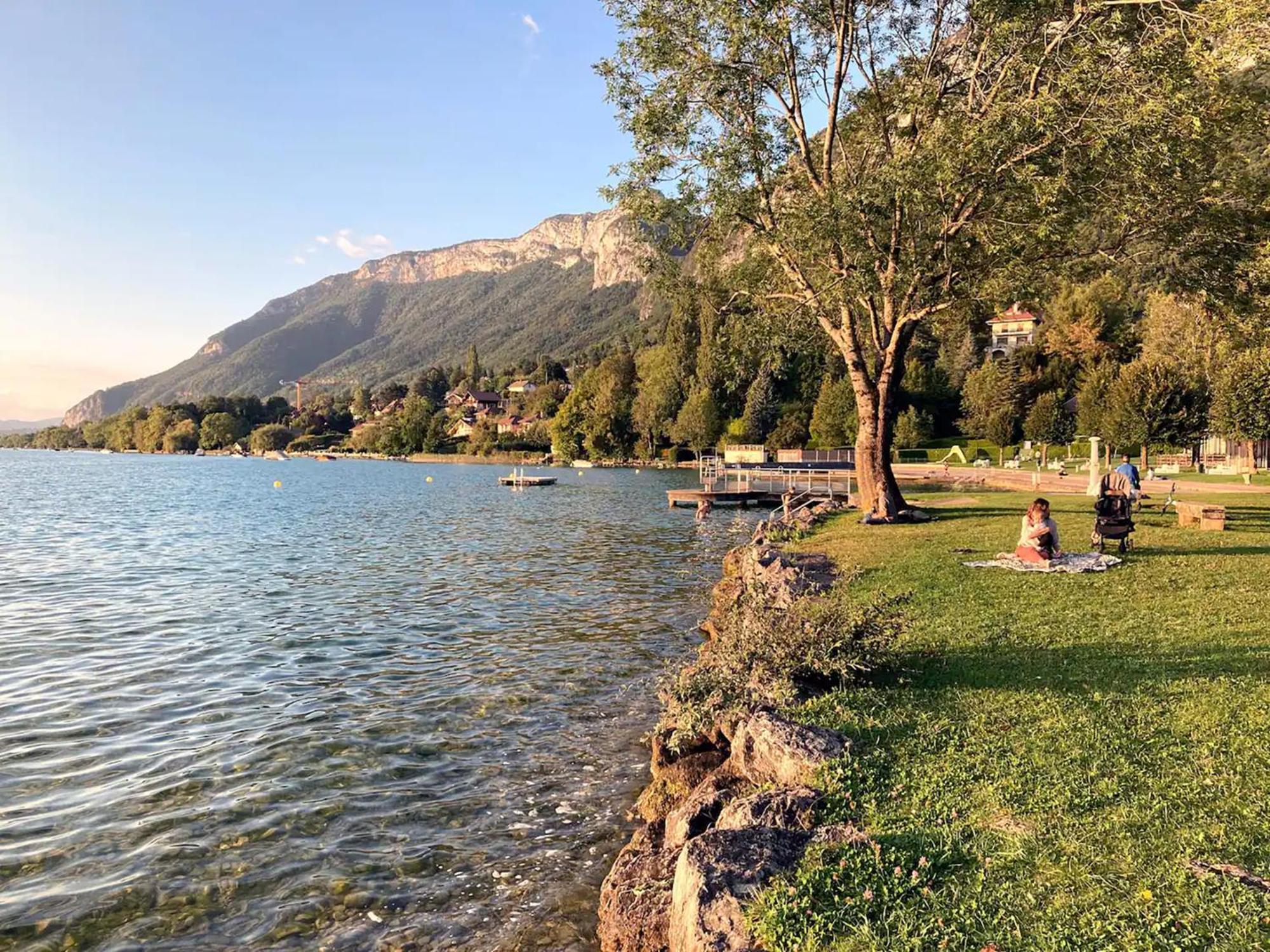 Cabane Pour Vos Vacances A 190M Du Lac D'Annecy Мантон-Сен-Бернар Экстерьер фото